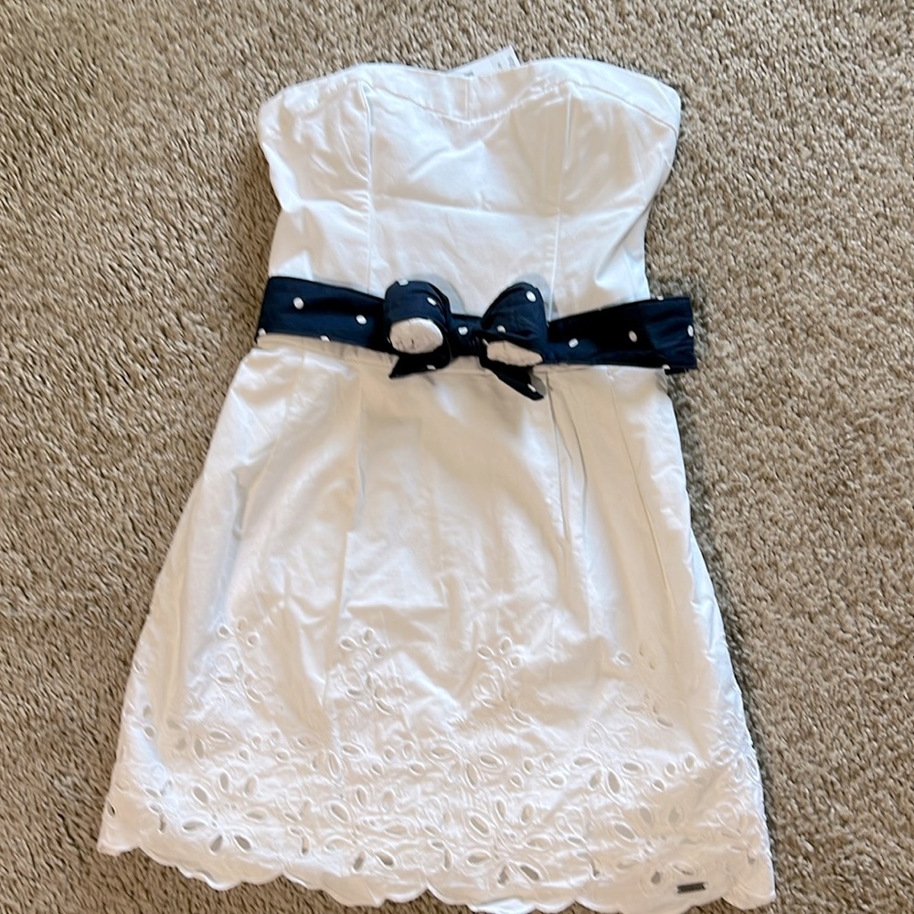 Hollister strapless white dress